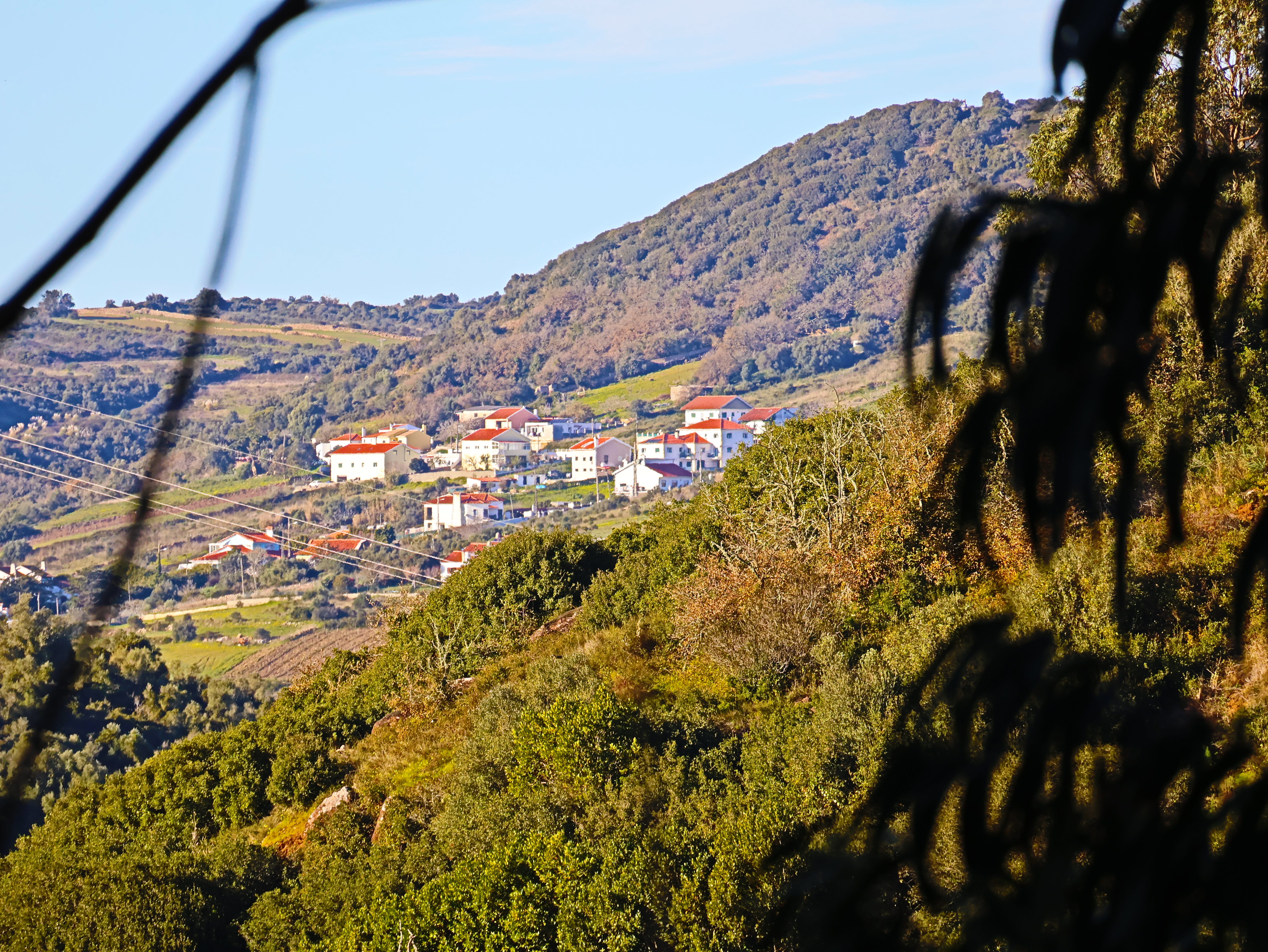 Aldeia portuguesa na encosta